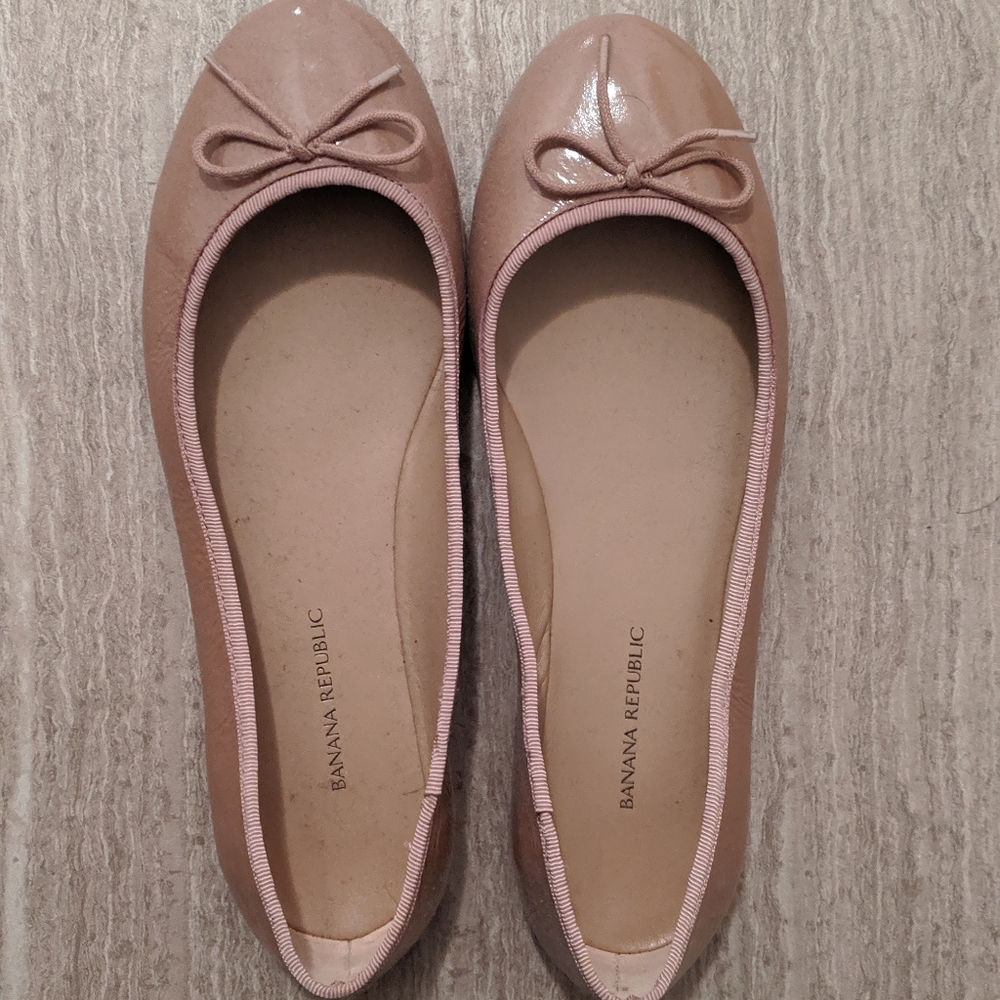 Banana republic flats size 6.5